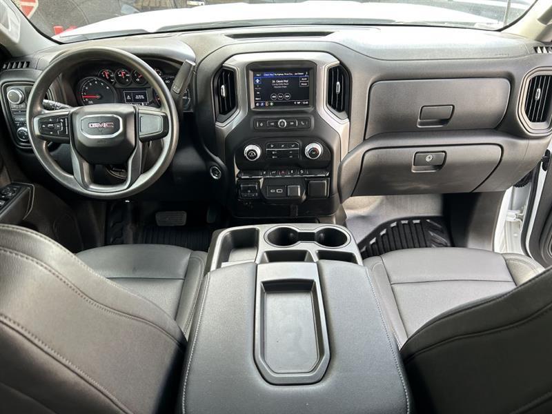 GMC Sierra photo 14