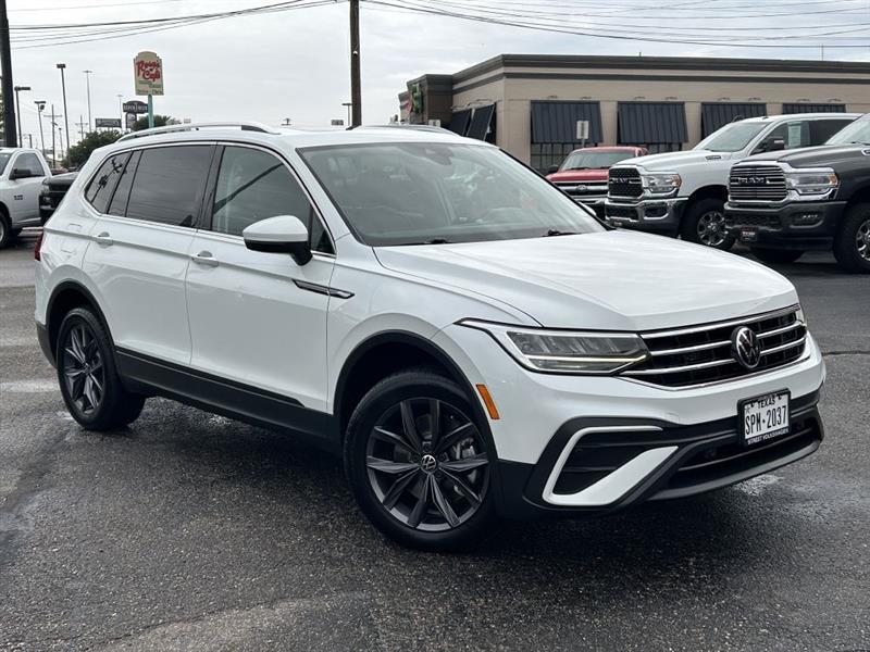 Volkswagen Tiguan photo 2
