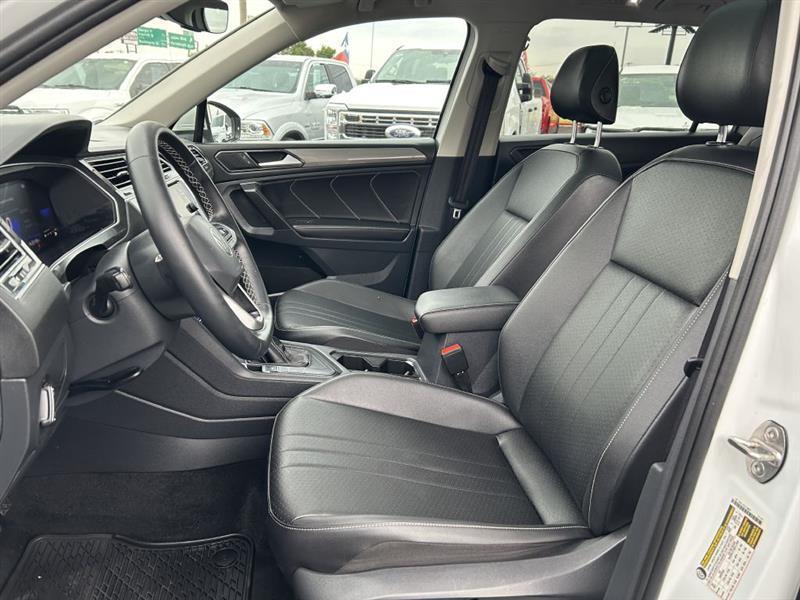 Volkswagen Tiguan photo 9