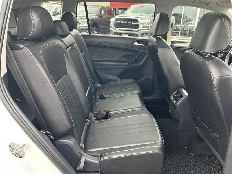 Volkswagen Tiguan photo 16