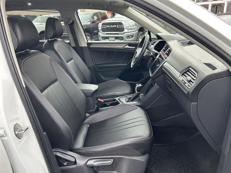 Volkswagen Tiguan photo 17