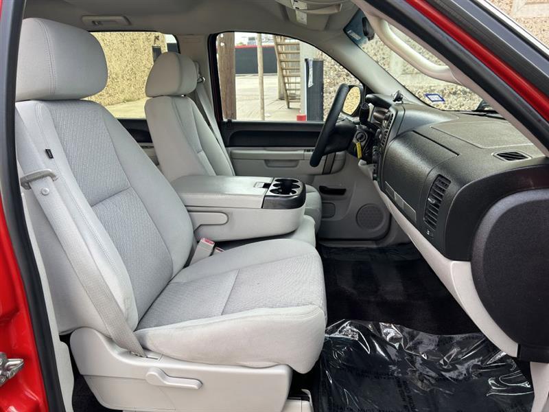 Chevrolet Silverado photo 10