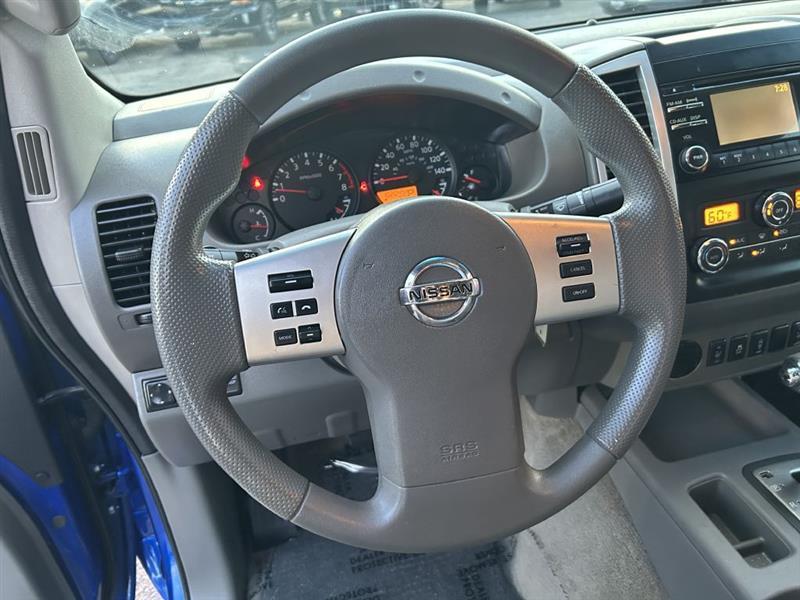 Nissan Frontier photo 5