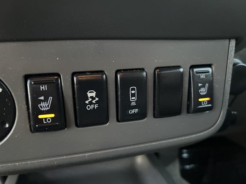 Nissan Frontier photo 8