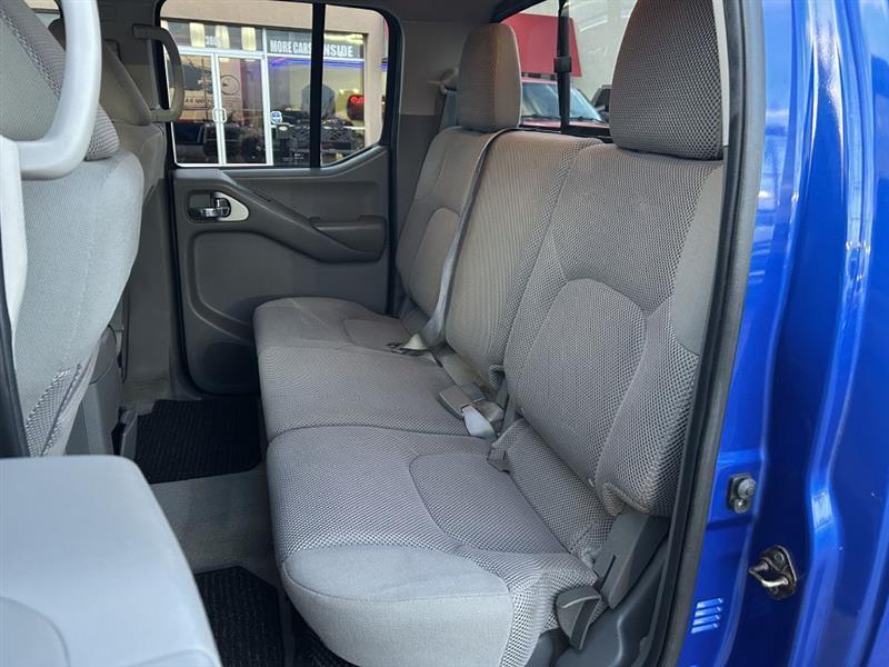Nissan Frontier photo 11
