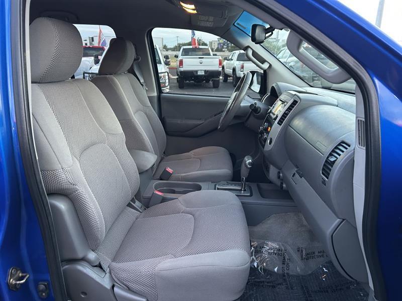 Nissan Frontier photo 12
