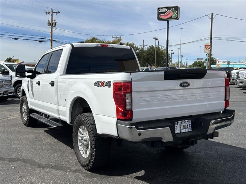 Ford F-250 SD XLT Crew Cab 4WD 2022