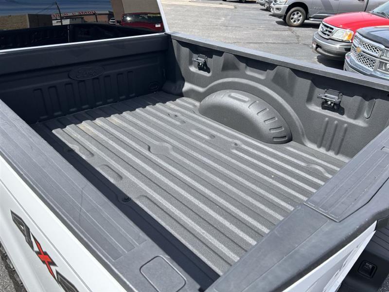 Ford F-250 SD XLT Crew Cab 4WD 2022