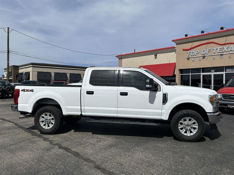 Ford F-250 SD XLT Crew Cab 4WD 2022