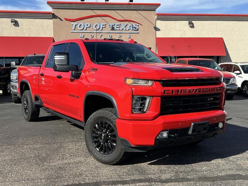 Chevrolet Silverado photo 2