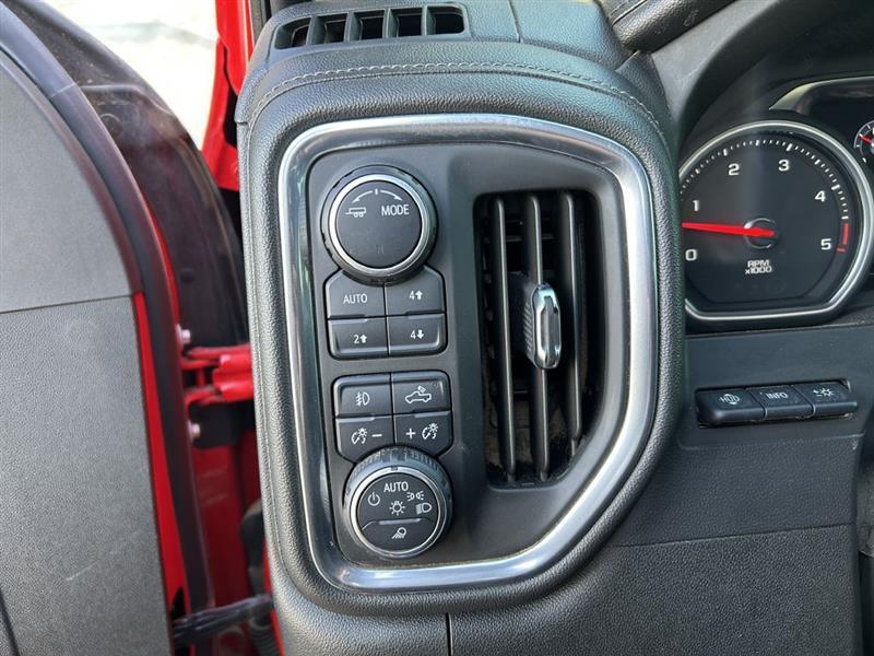 Chevrolet Silverado photo 5
