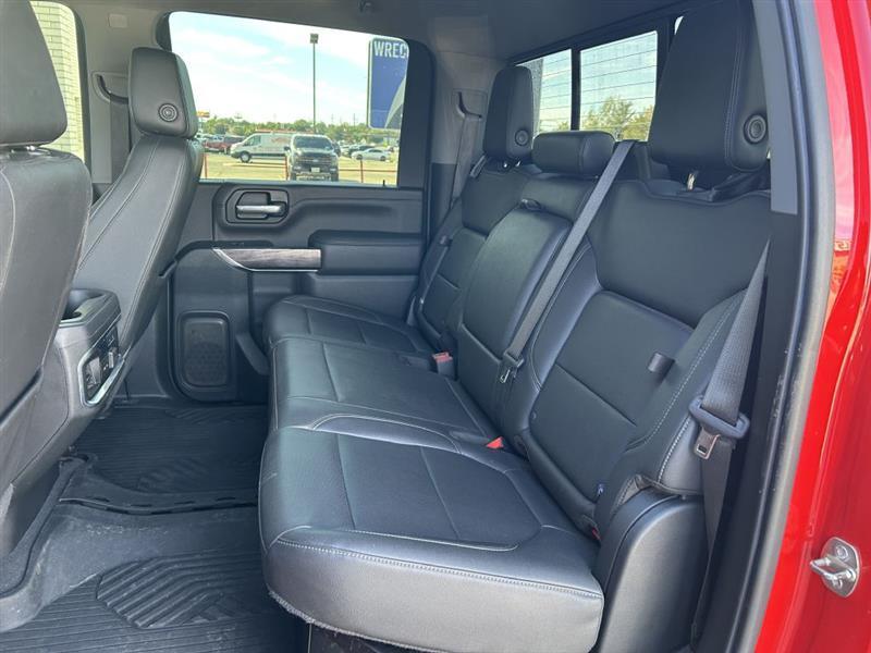 Chevrolet Silverado photo 14