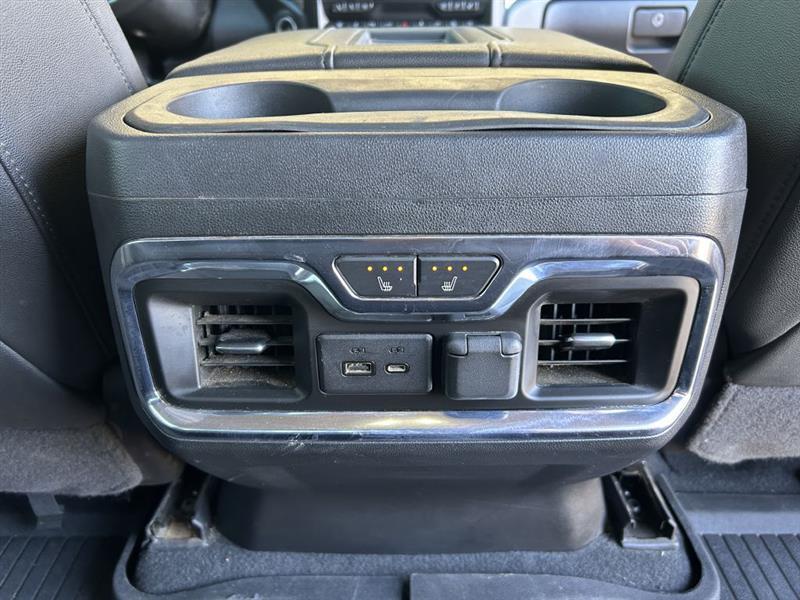 Chevrolet Silverado photo 18