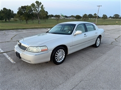 2004 Lincoln Town Car 