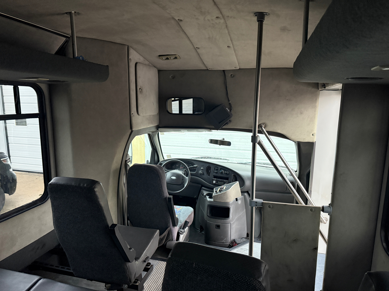 Ford Econoline E-350 Super Duty 2003 Ford Econoline E-350 Super Duty 2003