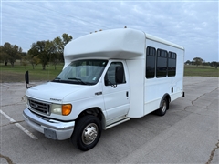 2003 Ford Econoline 