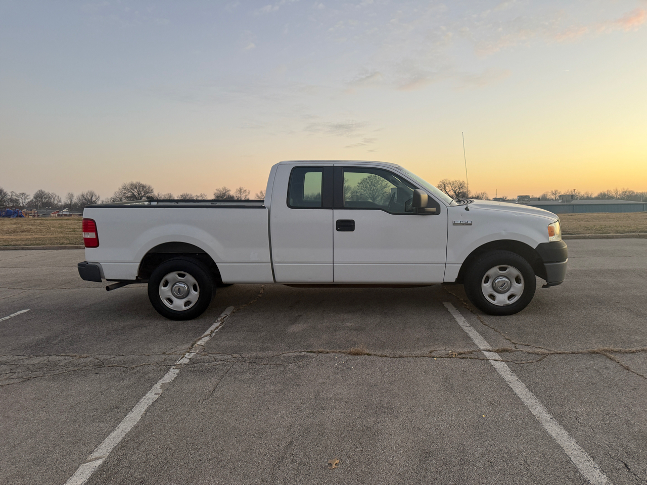 Ford F-150 2WD SuperCab 145" XL 2007