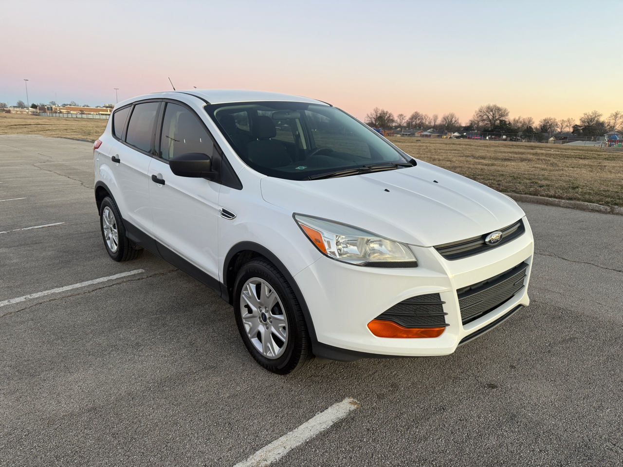 Ford Escape S FWD 2014