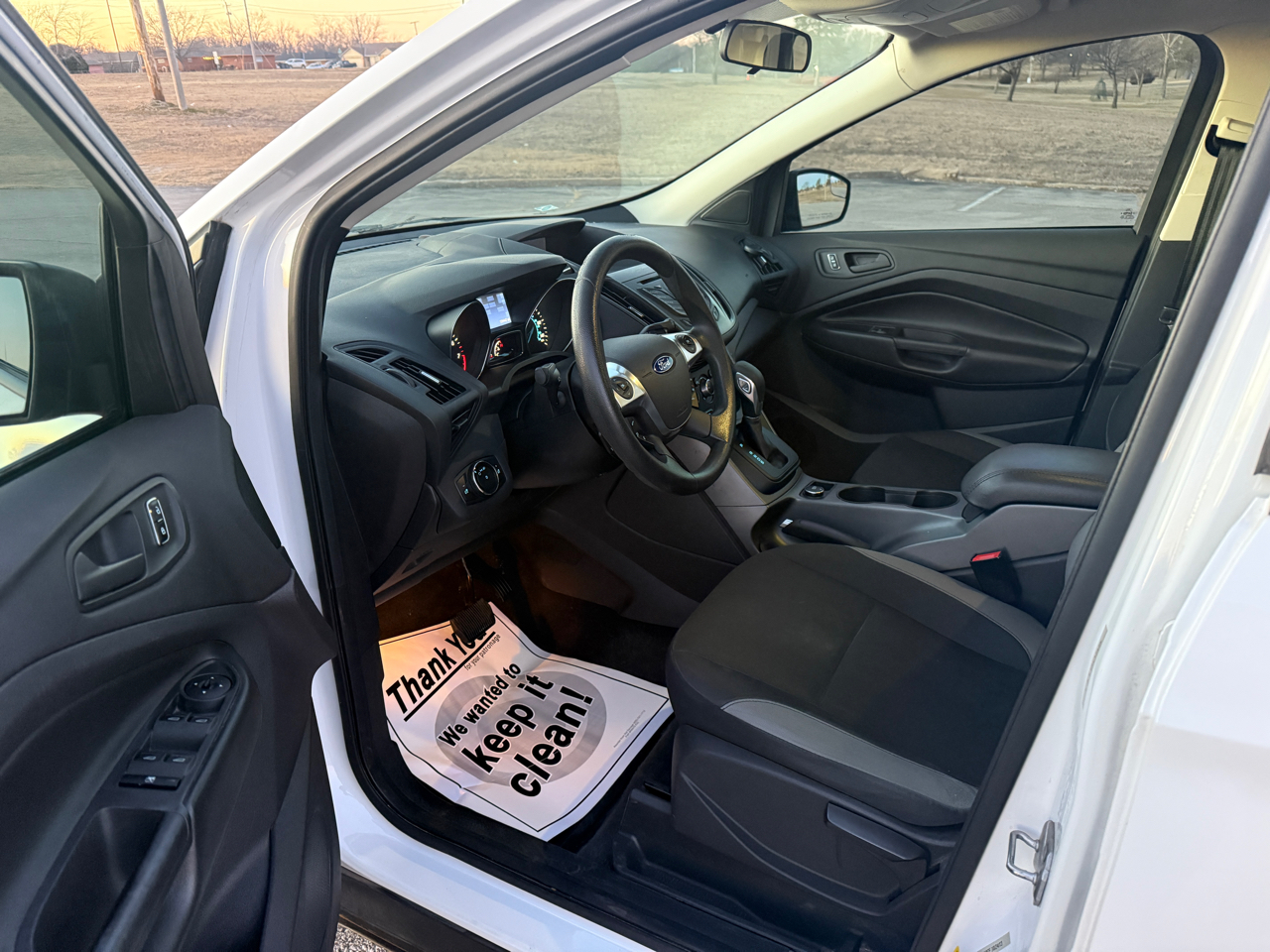 Ford Escape S FWD 2014