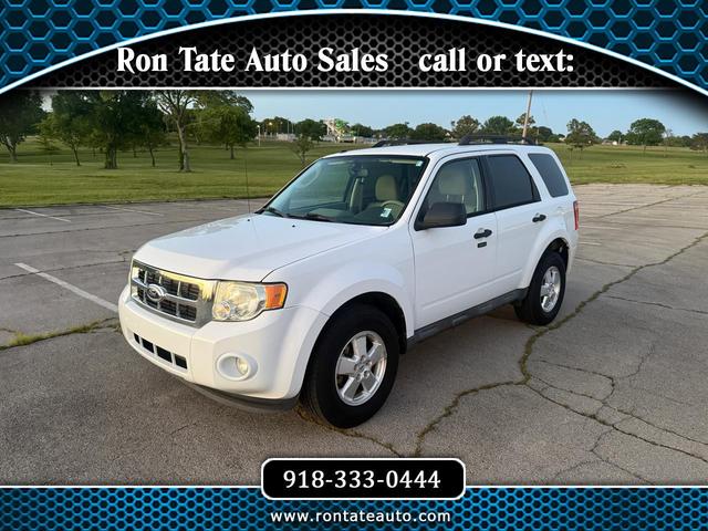 White 2012 Ford Escape SUV / Crossover Front-Wheel Drive Automatic