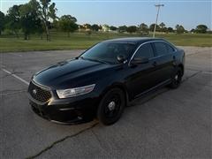 2016 Ford Taurus 