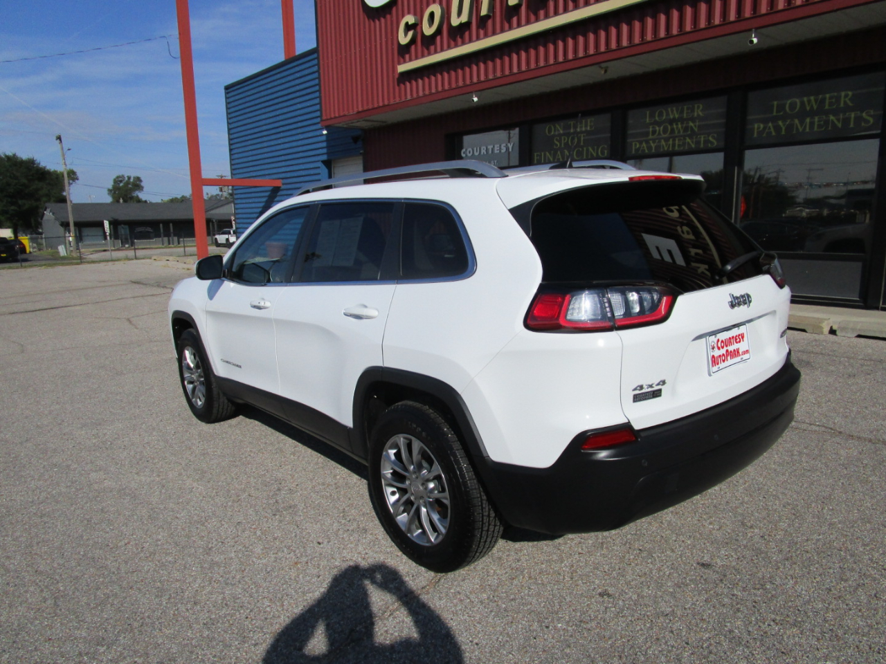 2021 Jeep Cherokee Latitude photo 4