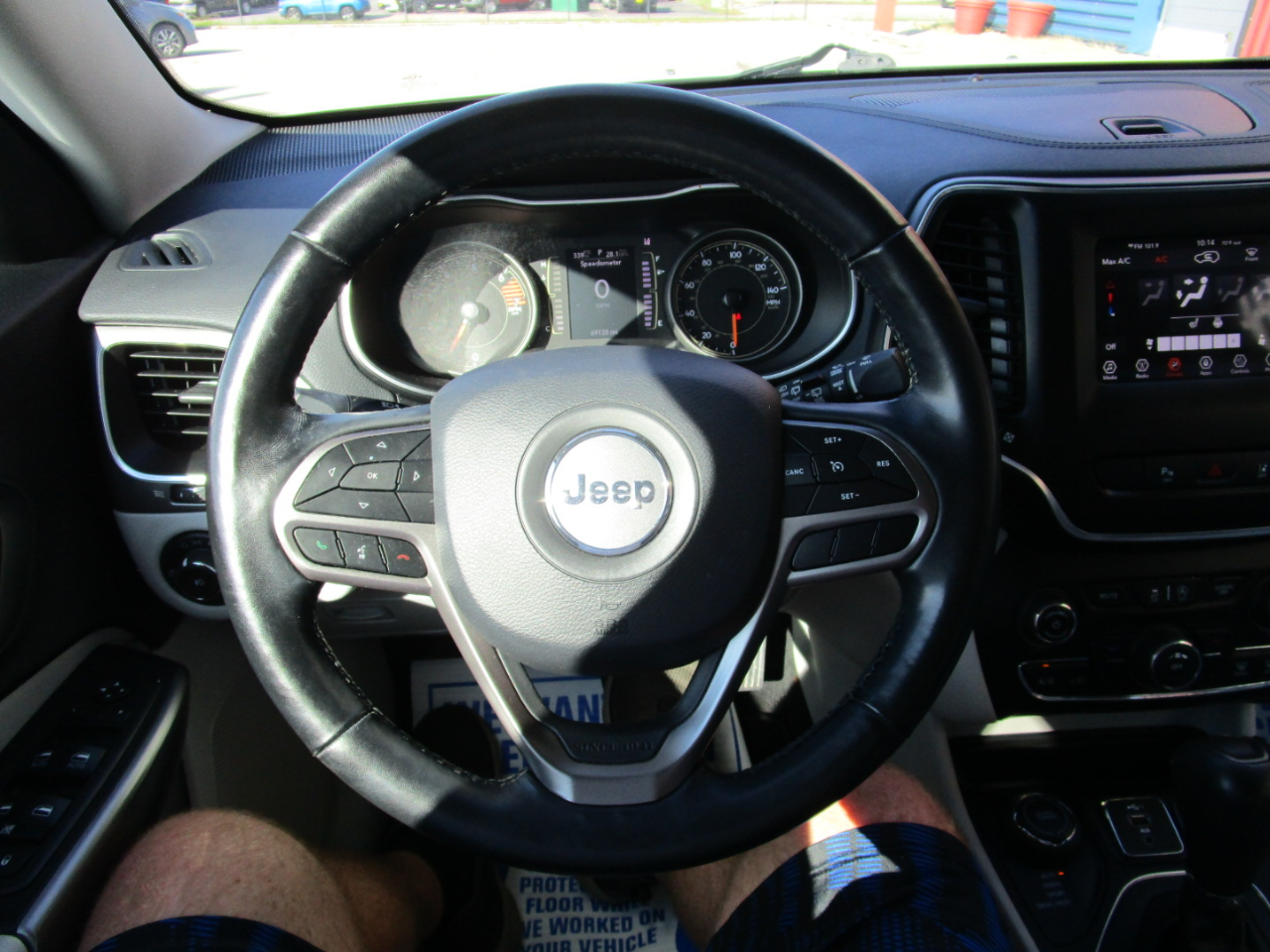 2021 Jeep Cherokee Latitude photo 24