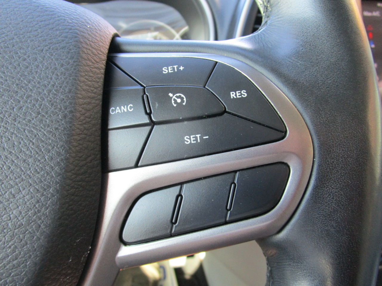 2021 Jeep Cherokee Latitude photo 26