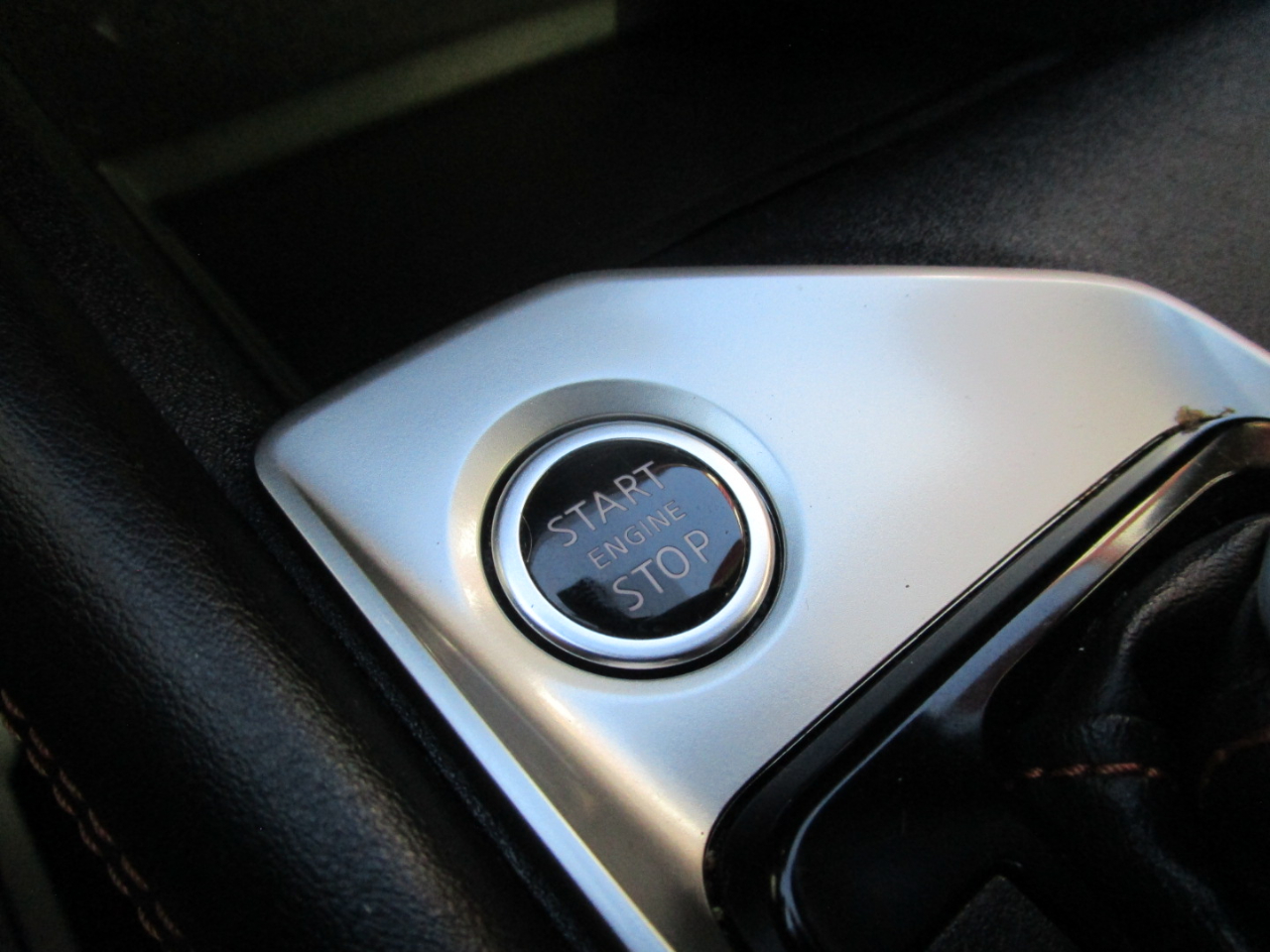 2020 Nissan Altima 2.5 SR photo 38