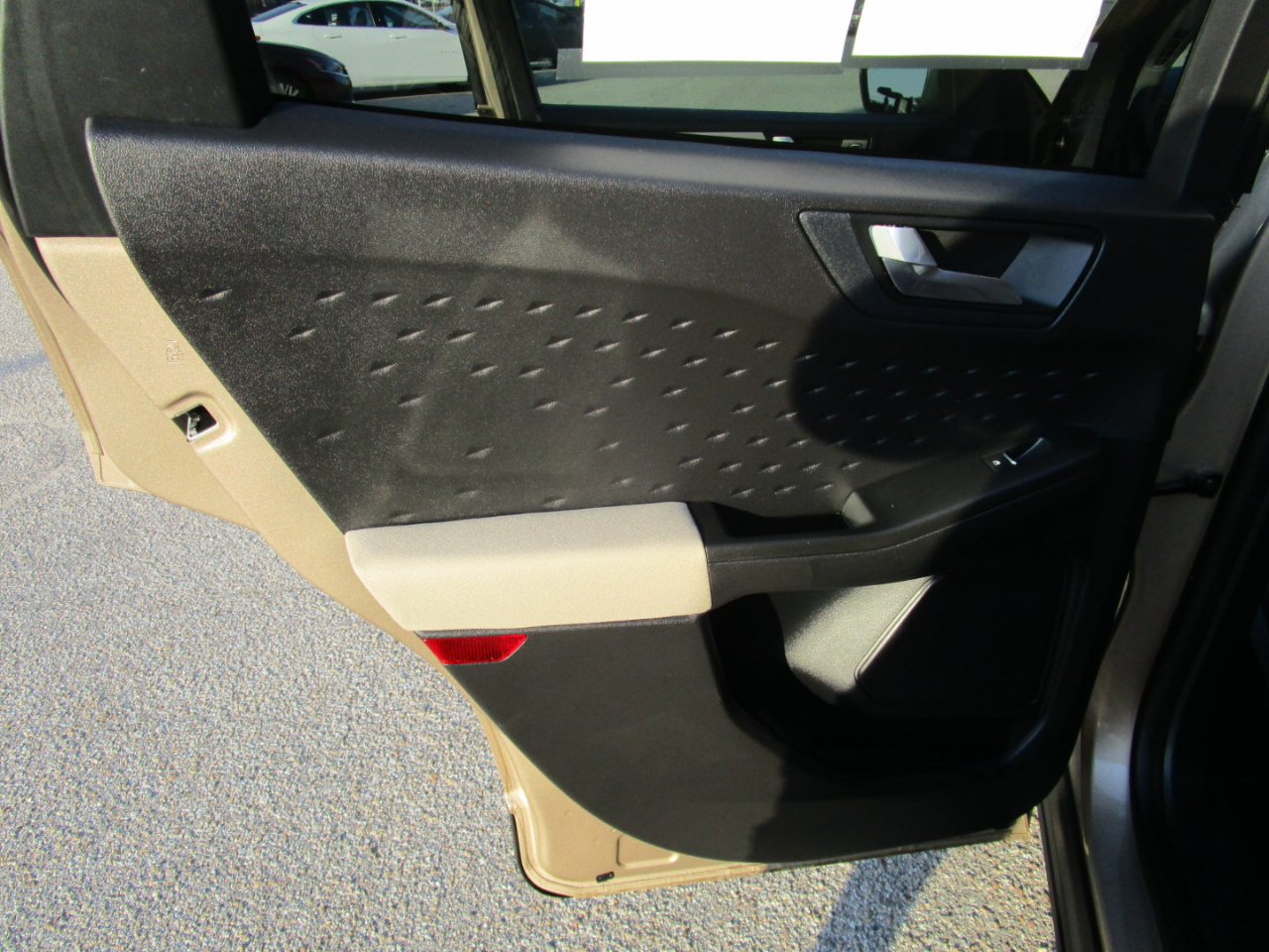 2020 Ford Escape SE photo 15