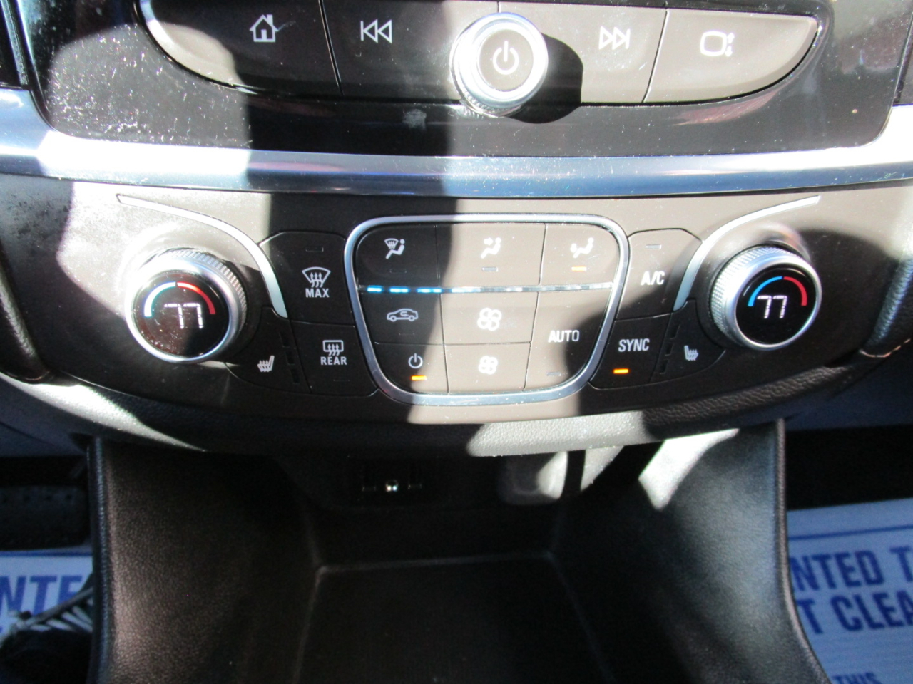 Chevrolet Traverse AWD 4dr LT Cloth w/1LT 2018