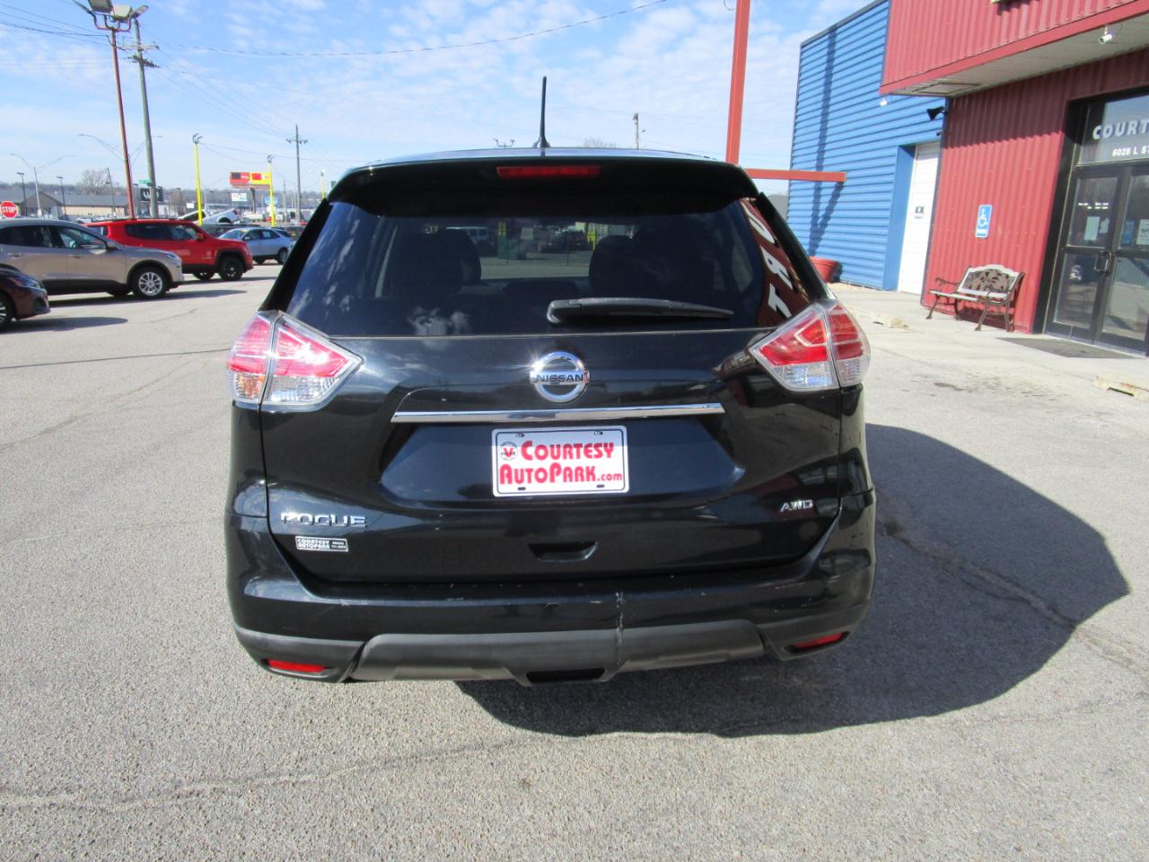 Nissan Rogue AWD 4dr SV 2016