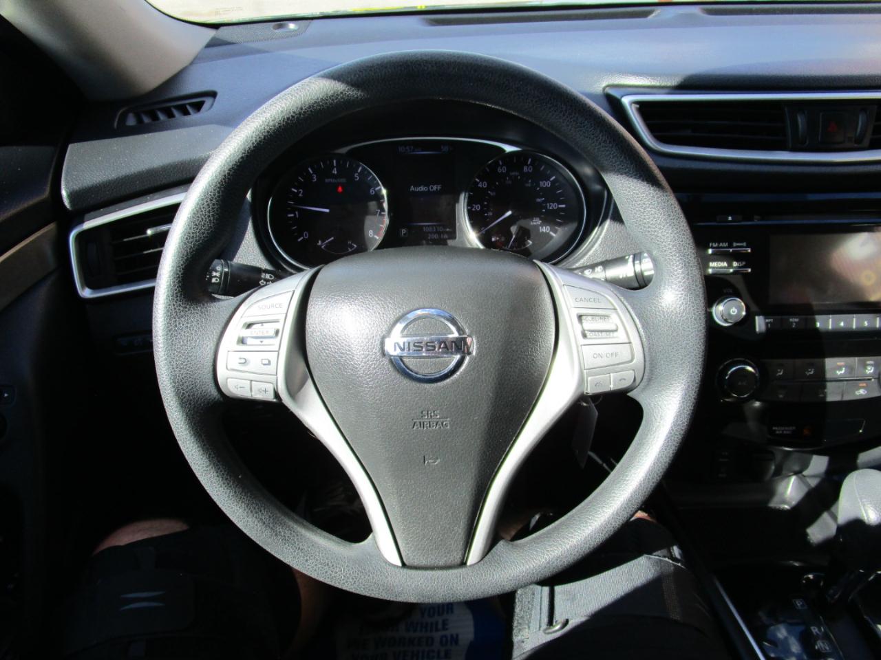 Nissan Rogue AWD 4dr SV 2016