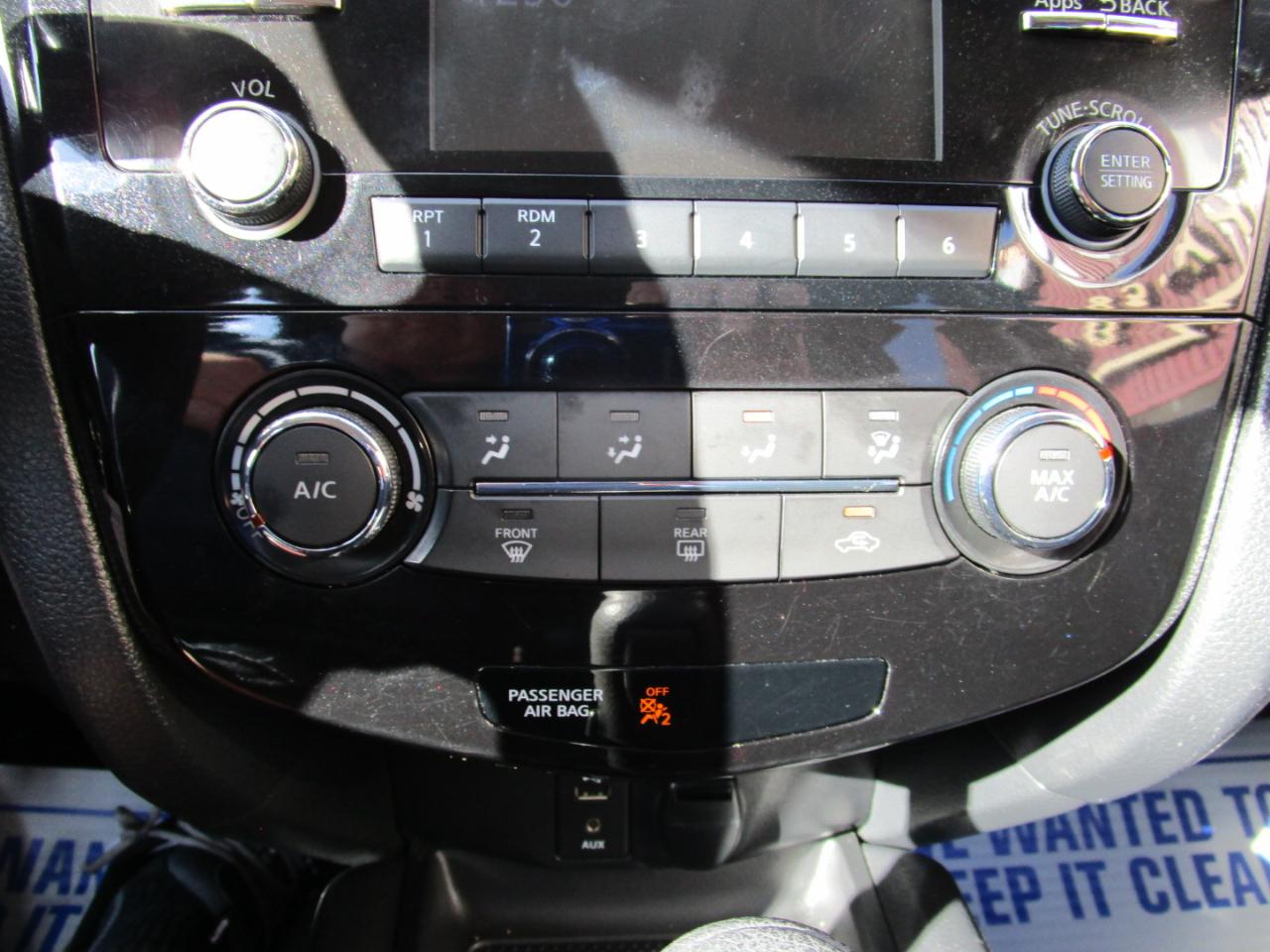 Nissan Rogue AWD 4dr SV 2016