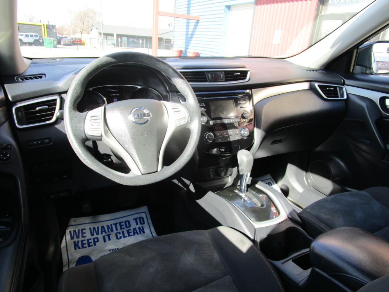 Nissan Rogue AWD 4dr SV 2016