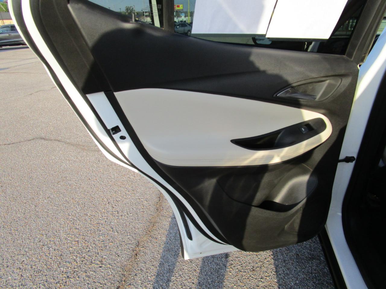 Buick Encore GX AWD 4dr Select 2023