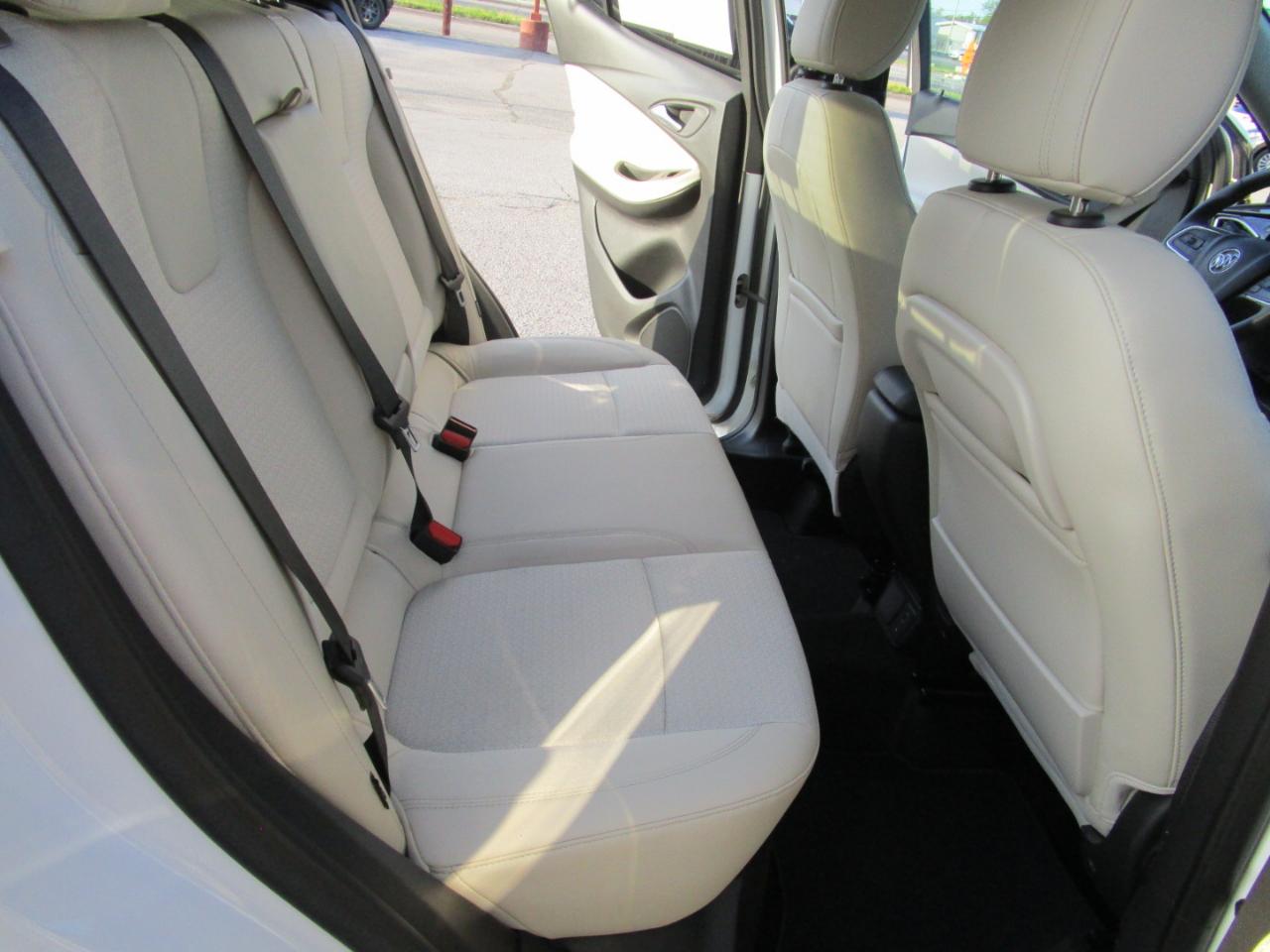 Buick Encore GX AWD 4dr Select 2023