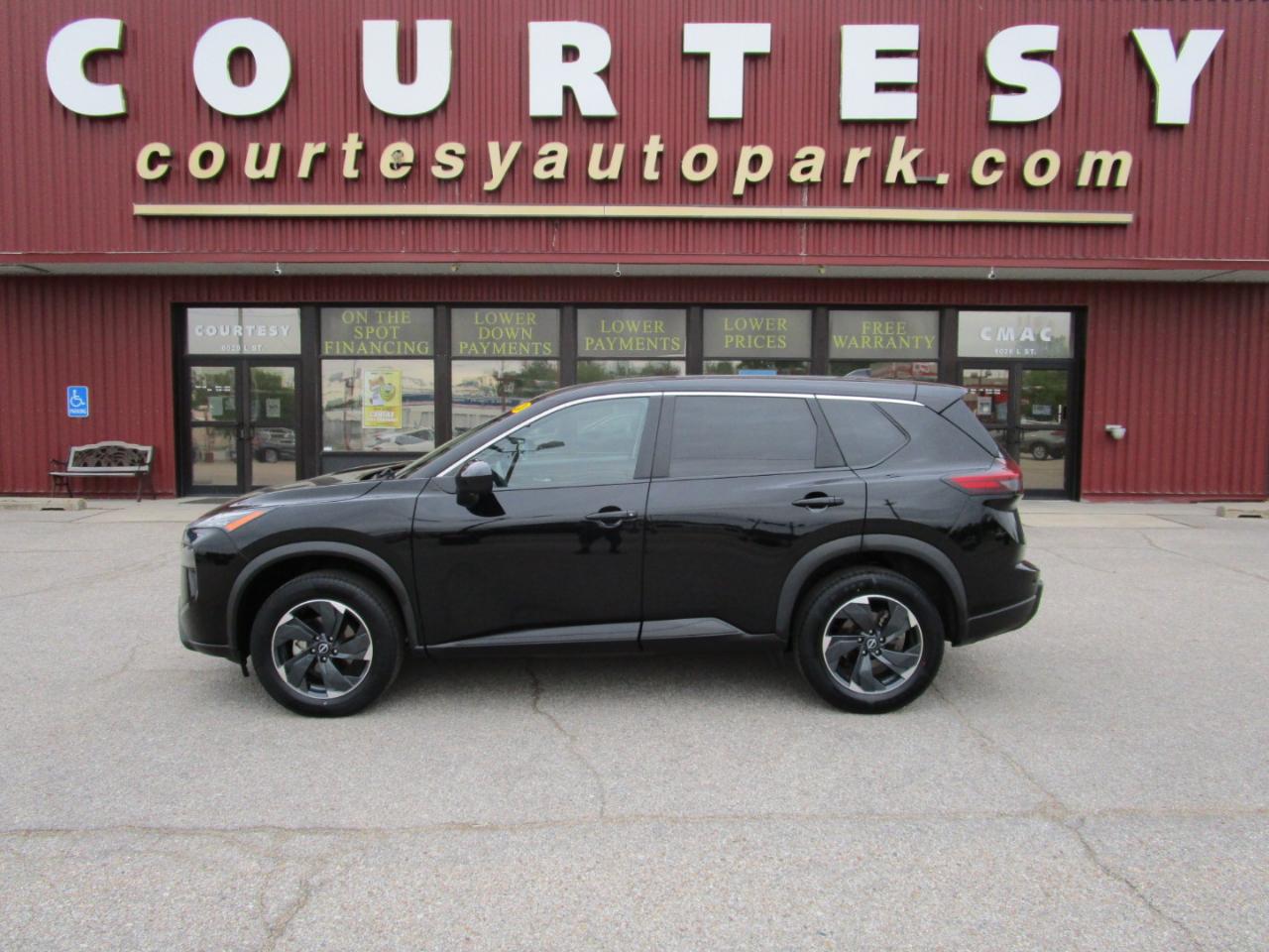 2024 Nissan Rogue AWD SV