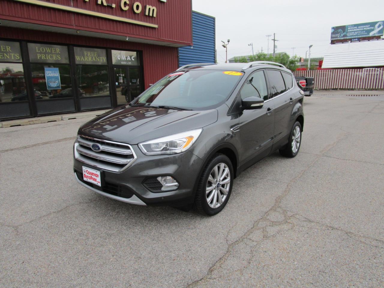 Ford Escape Titanium 4WD 2017