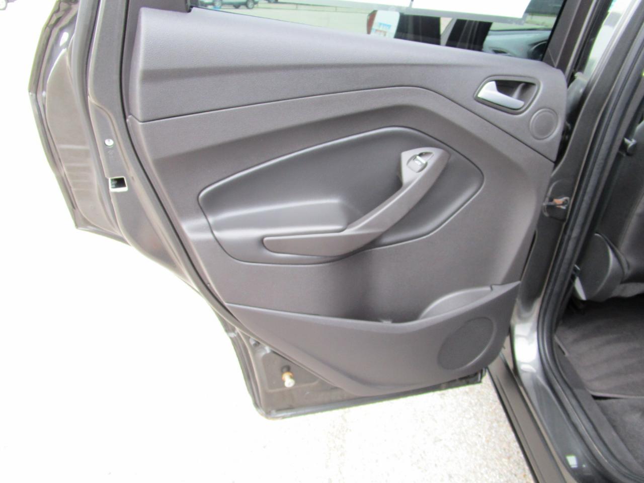 Ford Escape Titanium 4WD 2017