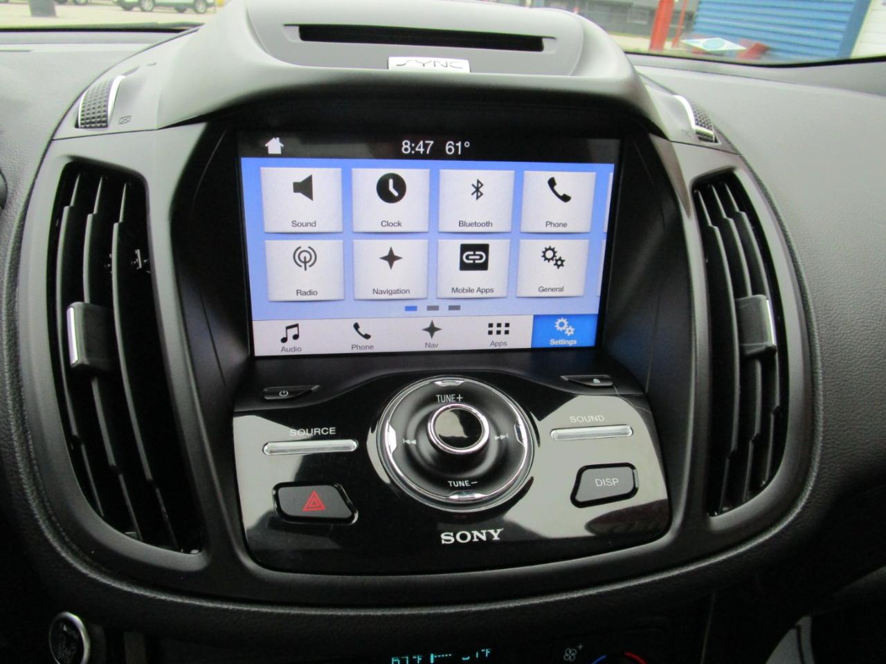 Ford Escape Titanium 4WD 2017