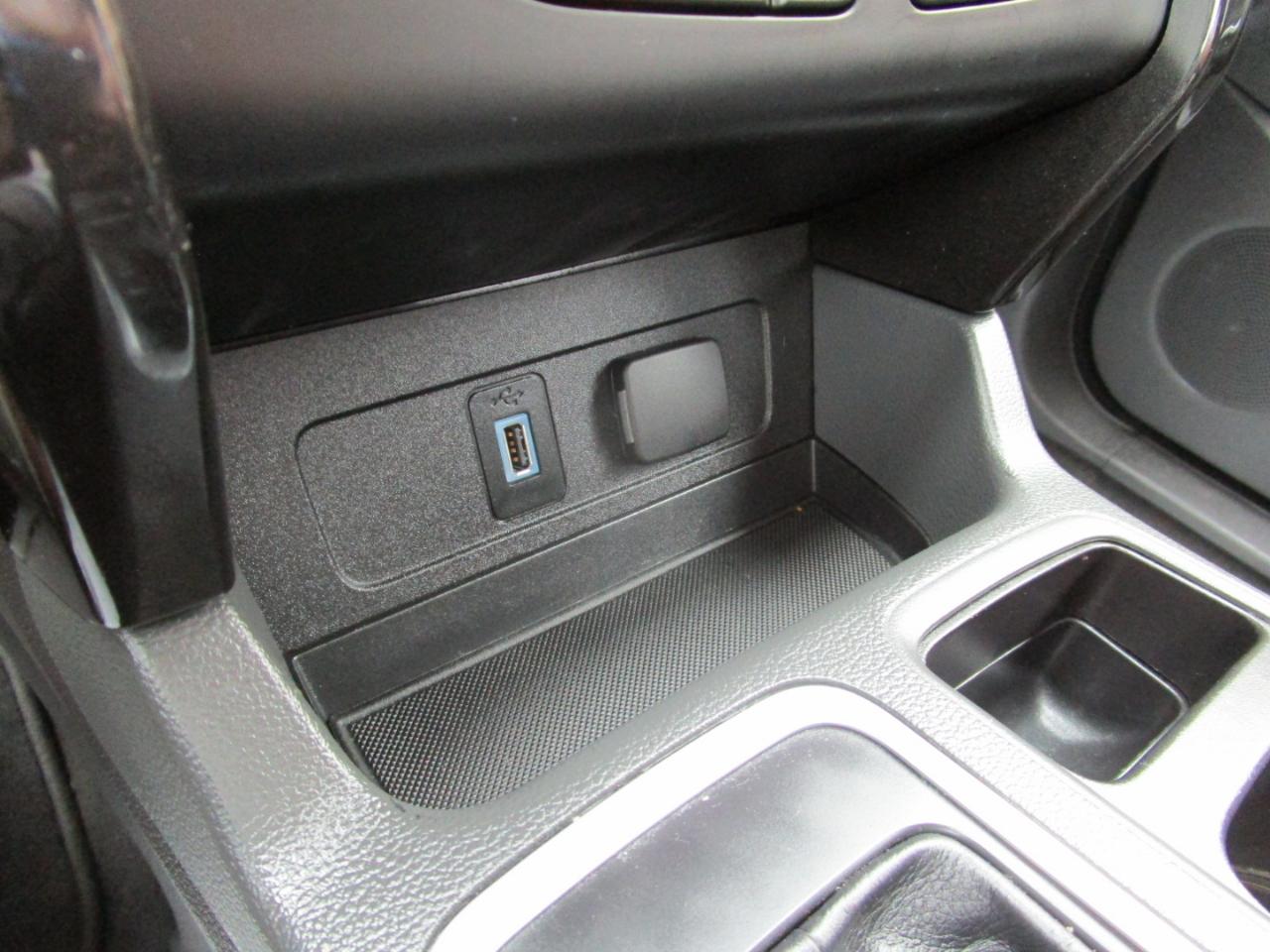 Ford Escape Titanium 4WD 2017