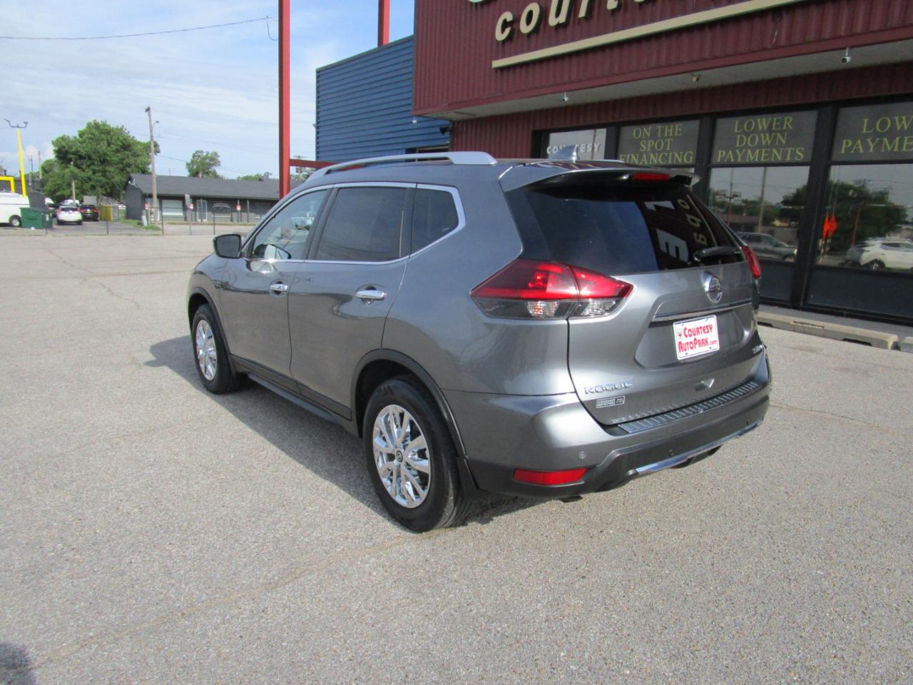Nissan Rogue AWD SV 2020