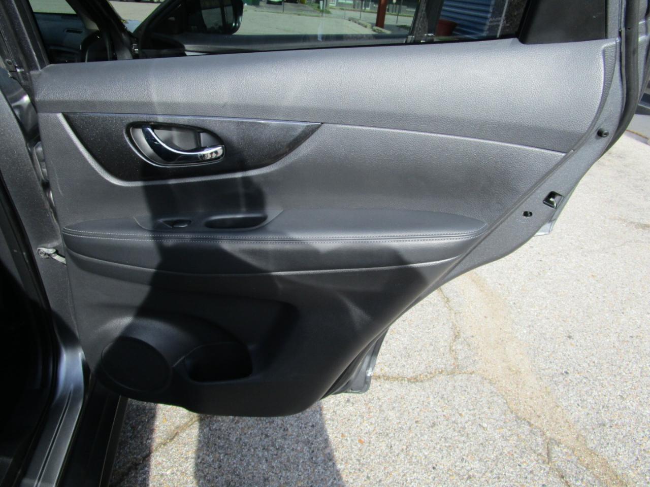 Nissan Rogue AWD SV 2020