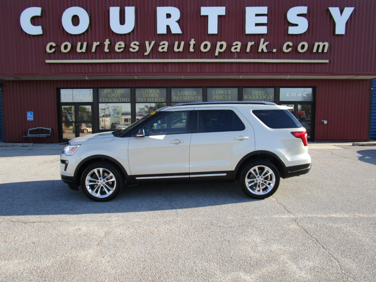 Ford Explorer XLT 4WD 2018