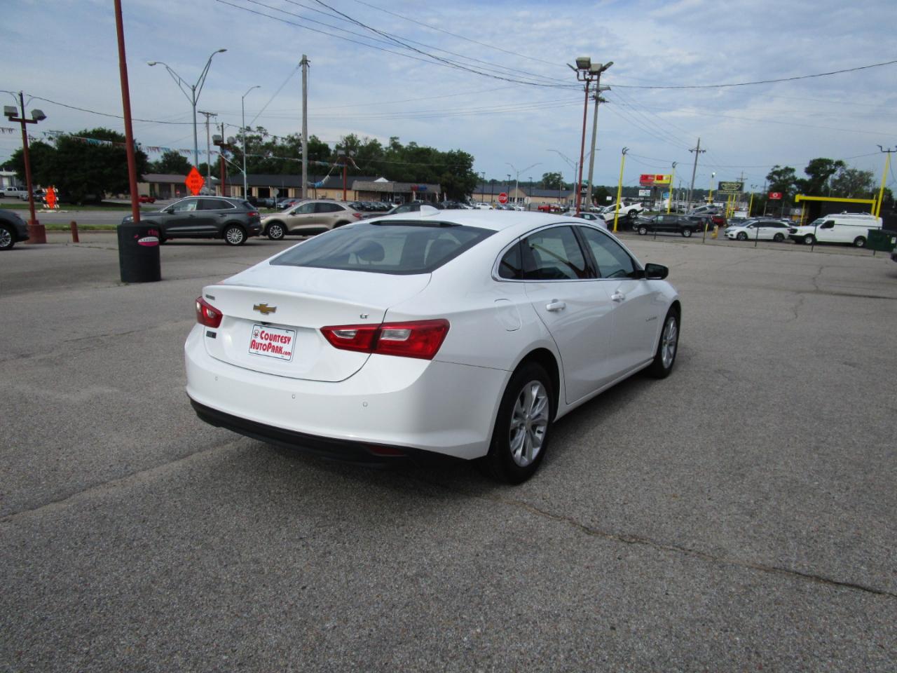 Chevrolet Malibu 4dr Sdn 1LT 2024