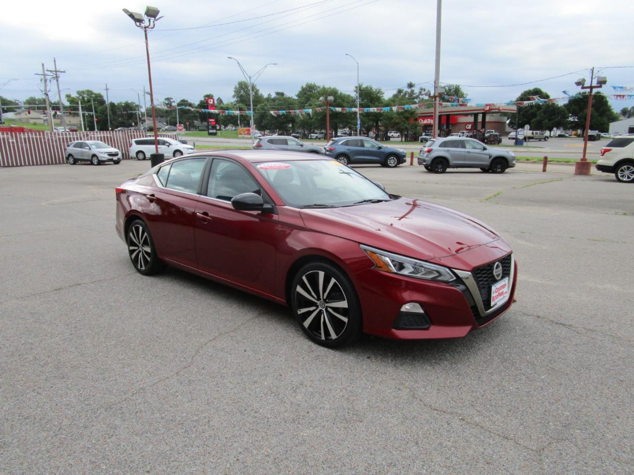 Nissan Altima 2.5 SR Sedan 2022