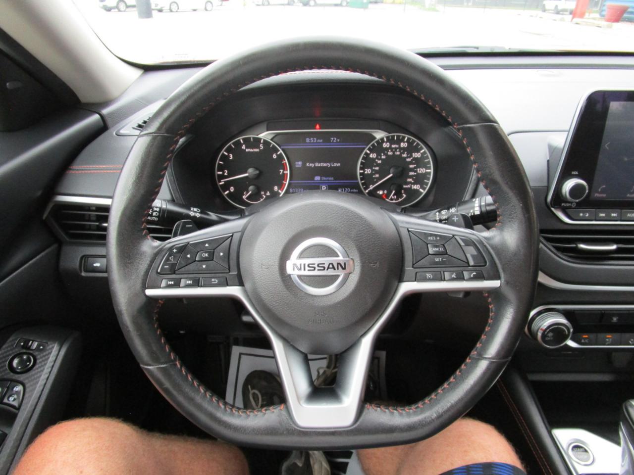 Nissan Altima 2.5 SR Sedan 2022