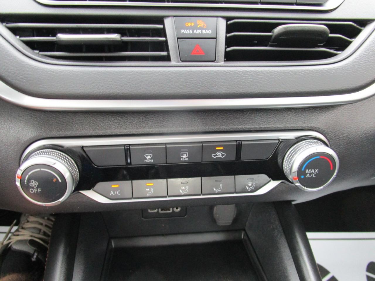 Nissan Altima 2.5 SR Sedan 2022
