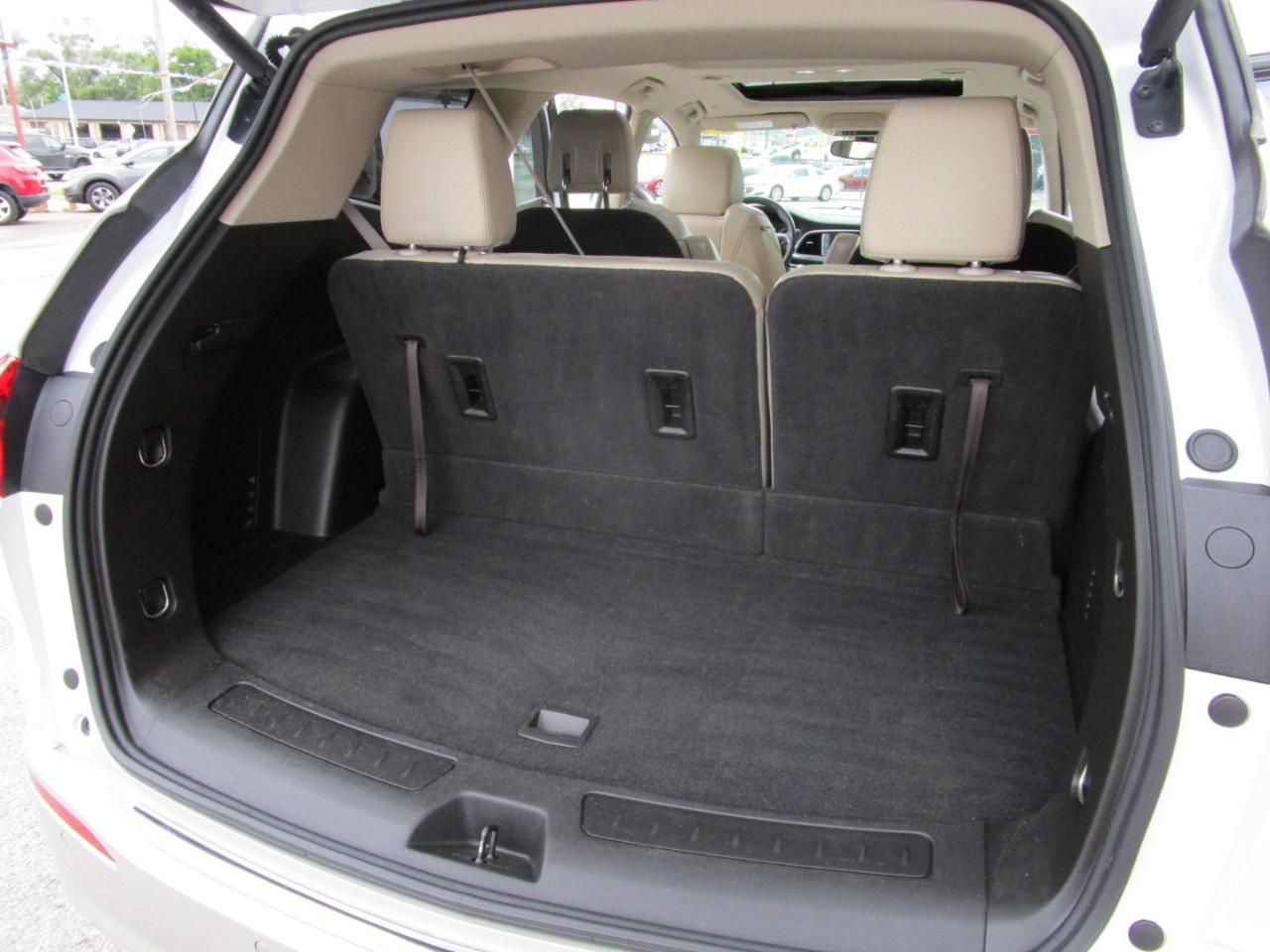Buick Enclave AWD 4dr Essence 2018